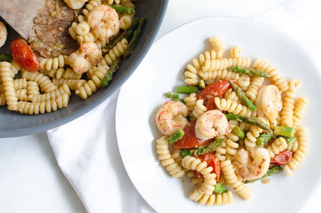 Fusilli with Asparagus, Shrimp, and Cherry Tomatoes | veryEATalian-10