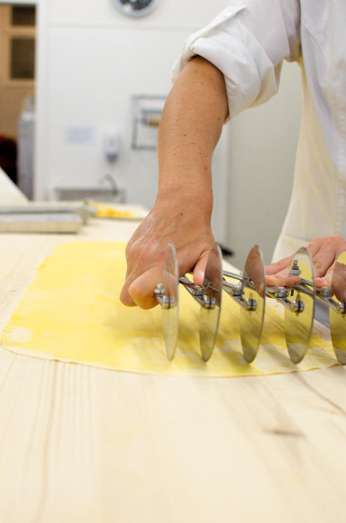 Behind the scenes of an artisanal fresh pasta shop| Very EATalian