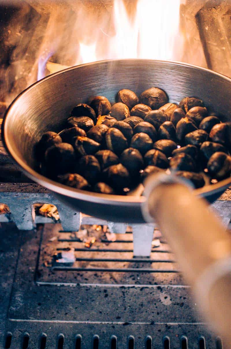 Thanksgiving in Italy - Roasting chestnuts | Very EATalian