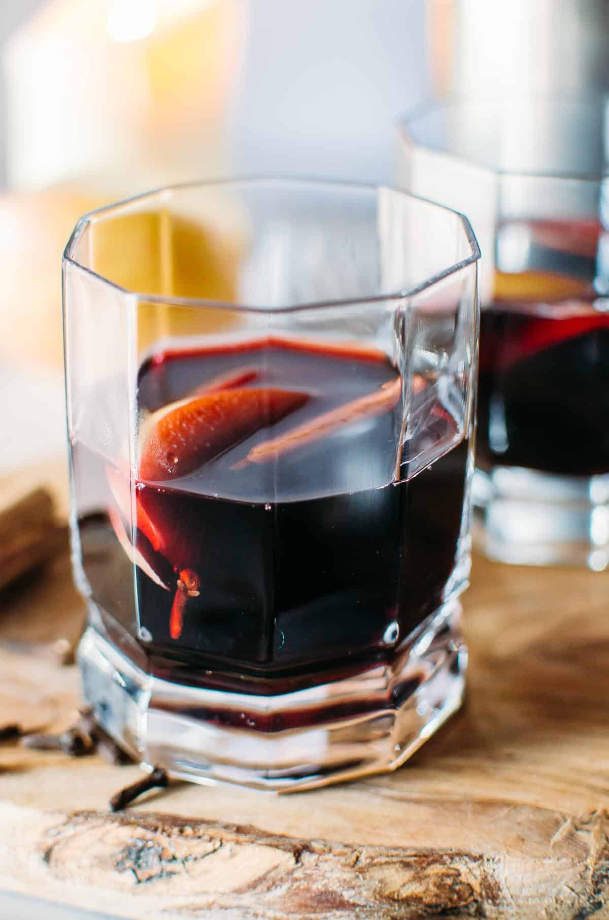 This soul-soothing Vin Brule' (Italian mulled wine) is simply made with wine, sugar, cinnamon, apples, and cloves. | Very EATalian