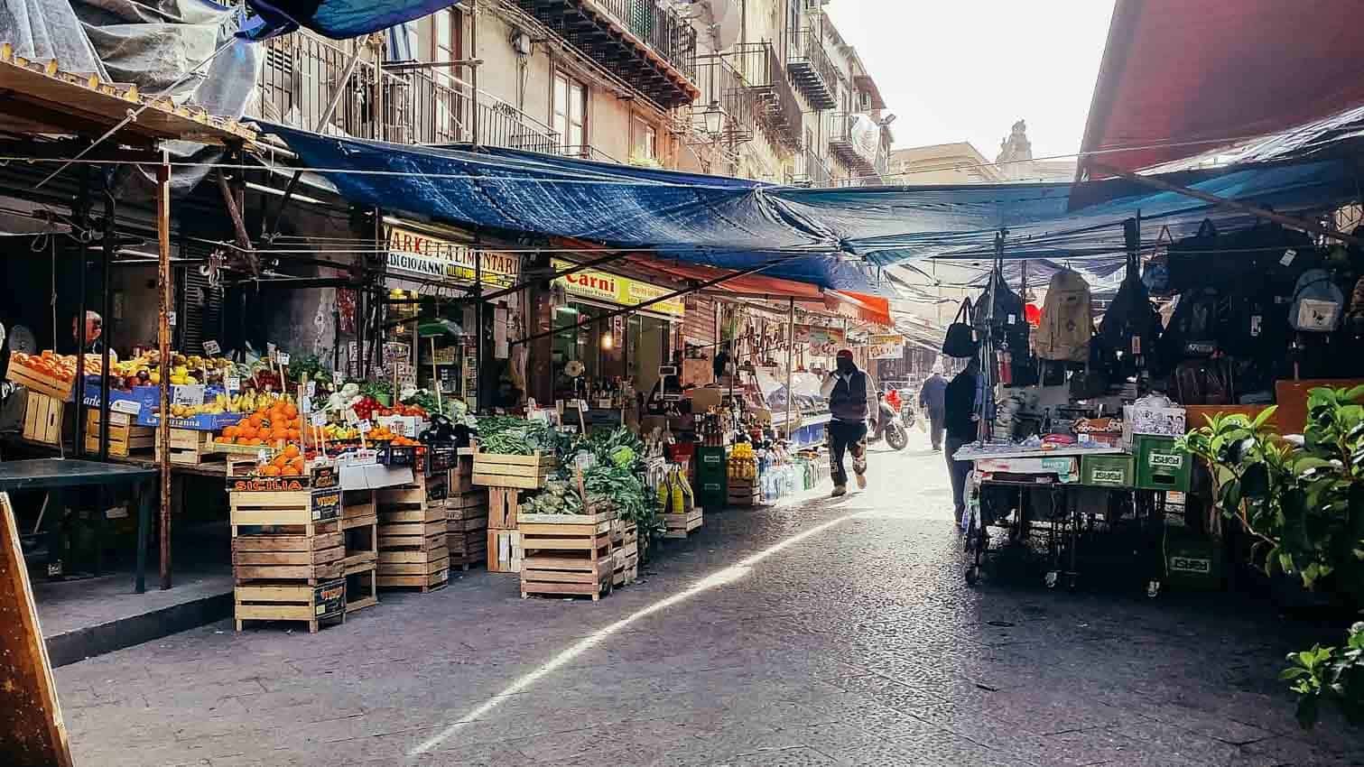 Trip to Sicily: Ballarò market in Palermo | Very EATalian