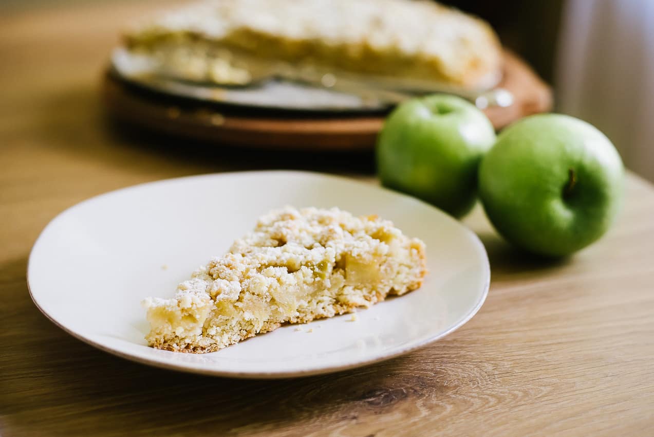 Apple Crumble Cake | Very EATalian